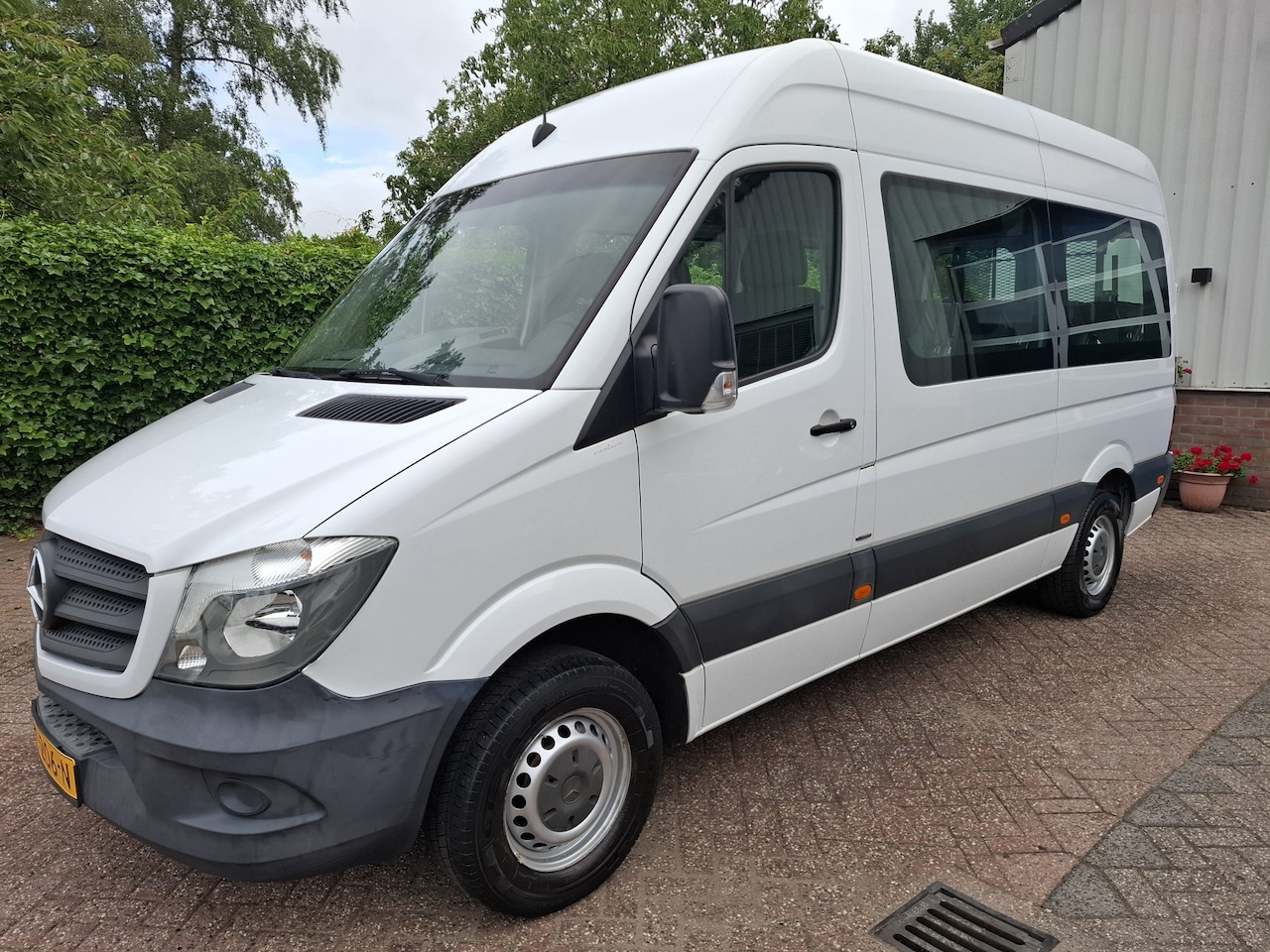 Mercedes-Benz Sprinter - 314CDI 17950.- INCL BTW ROLSTOELBUS LIFT 9-PERSOONS 143PK - AutoWereld.nl