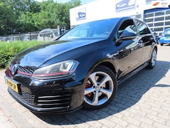 Volkswagen Golf - 2.0 TSI GTI