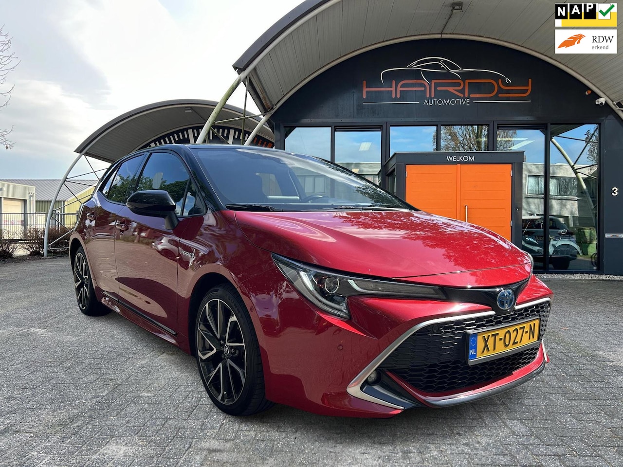 Toyota Corolla - 1.8 Hybrid Executive Trekh NL-Auto Rijklaarprijs! - AutoWereld.nl