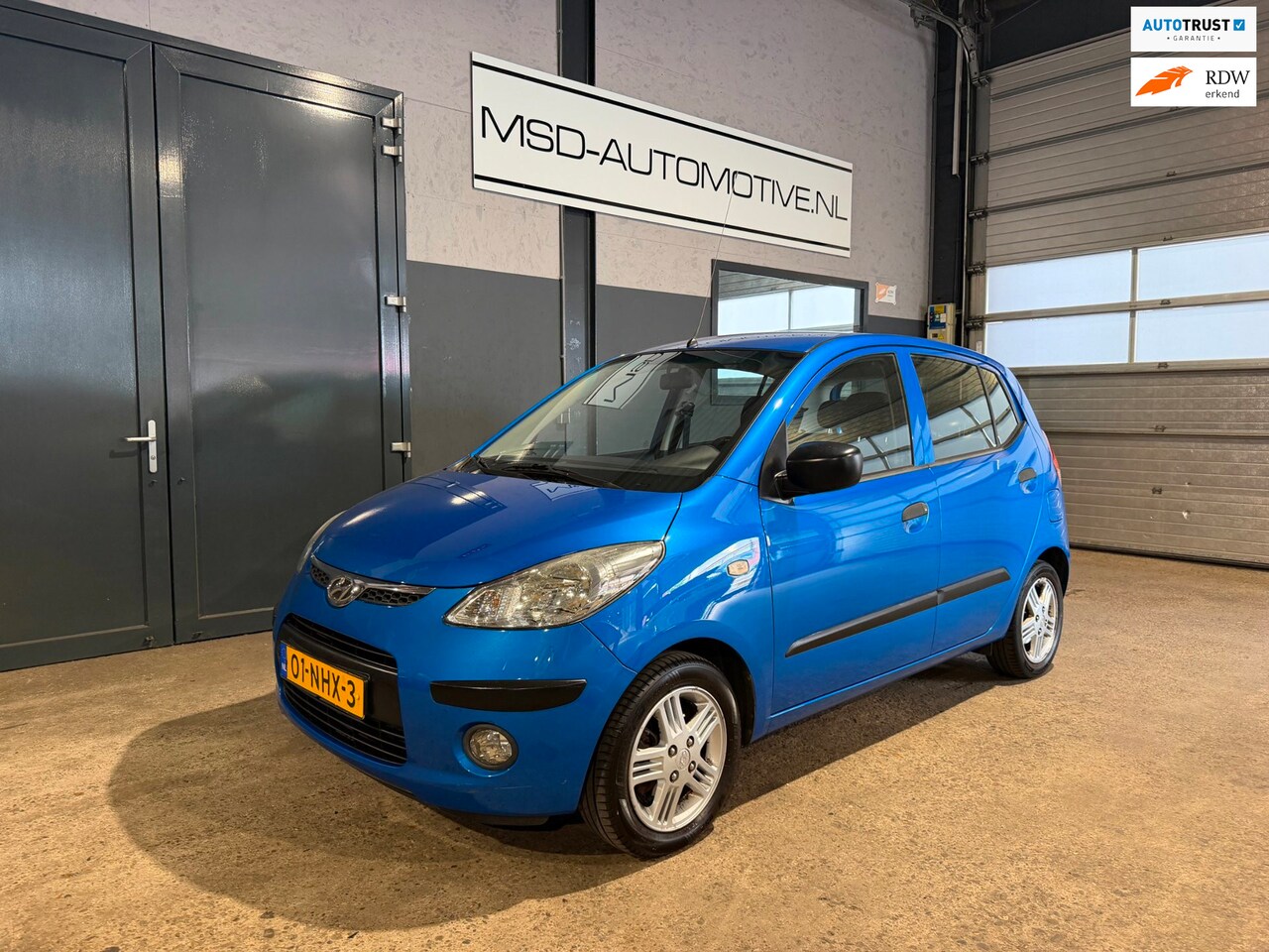 Hyundai i10 - 1.1 Active Orange Babies Airco Nieuwe APK 07-2027 - AutoWereld.nl