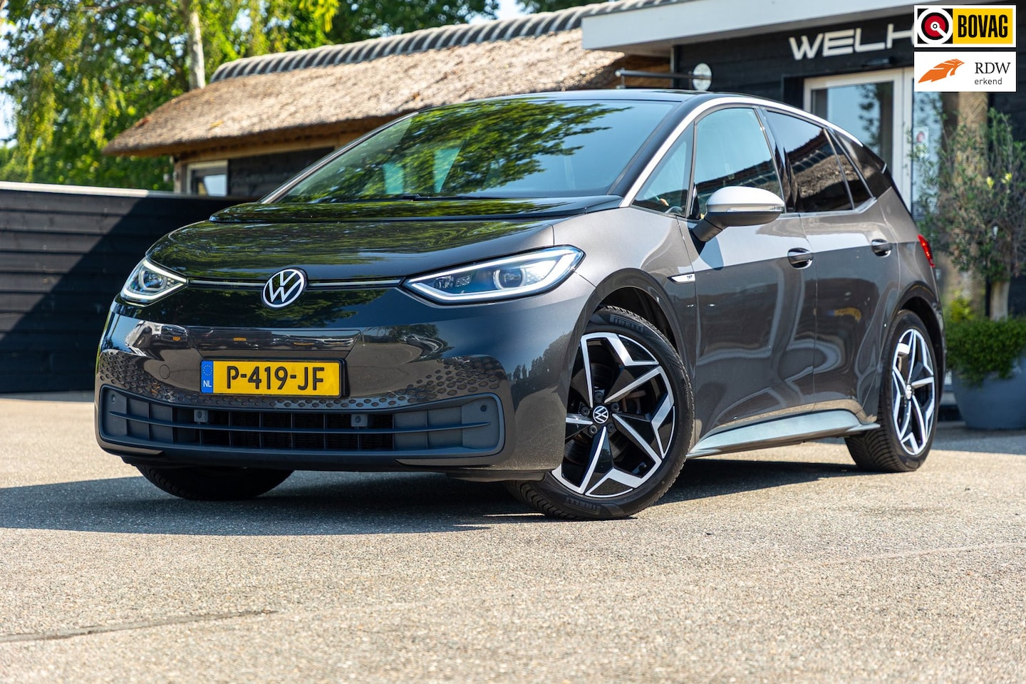Volkswagen ID.3 - First Plus 58 kWh Soh 89% I Panoramadak I Adaptieve Cruise I Camera I Ergo Active I Zeer n - AutoWereld.nl