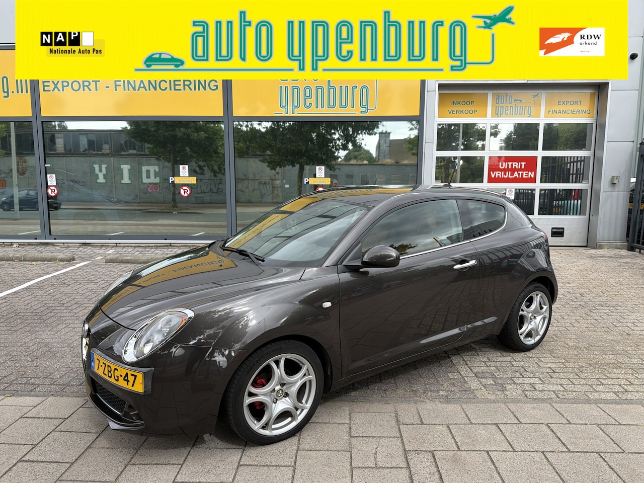 Alfa Romeo MiTo - 0.9 TwinAir Esclusivo * 108.770 Km * Leder * Navi * Climatronic * Cruise Control * - AutoWereld.nl