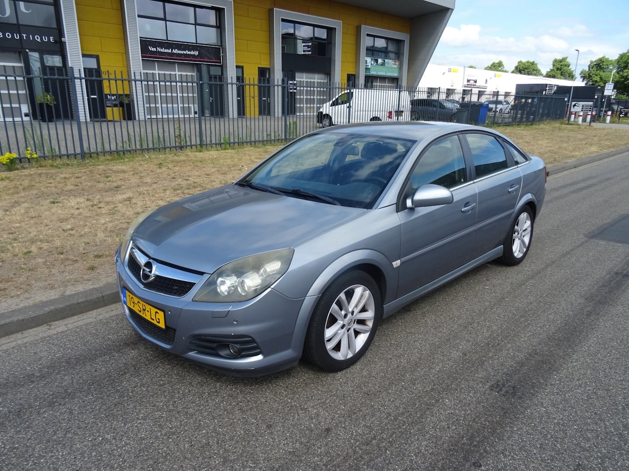 Opel Vectra GTS - 2.2-16V Executive 2.2-16V Executive - AutoWereld.nl