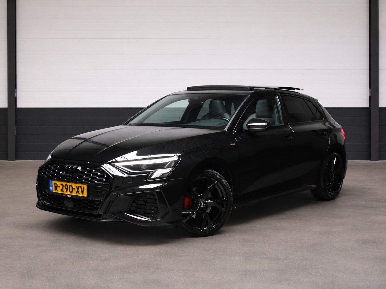 Audi A3 Sportback - 35 TFSI S Line l Pano Carplay Black Optik - AutoWereld.nl