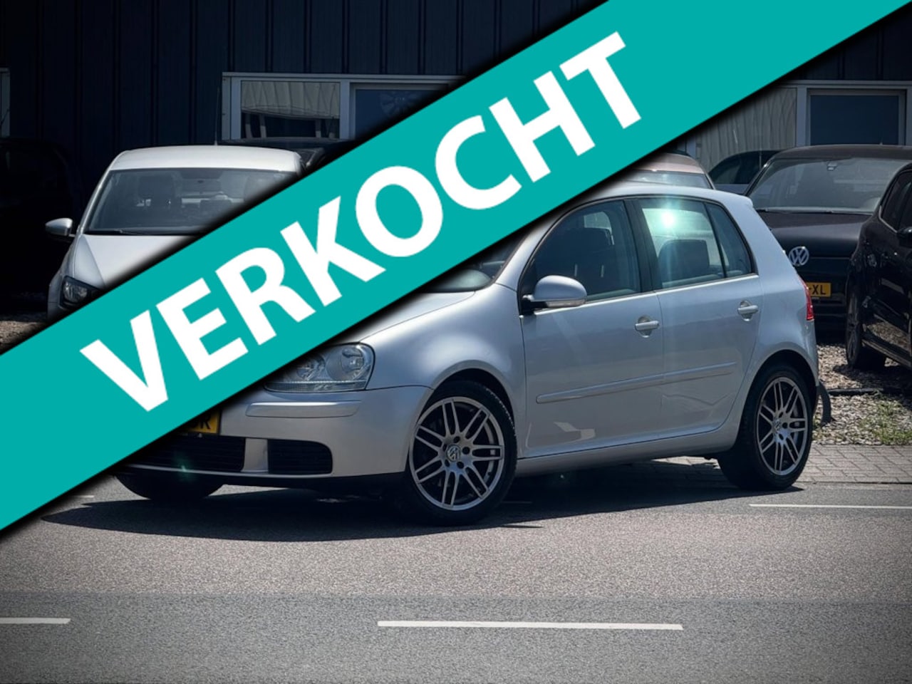 Volkswagen Golf - 1.6 FSI Sportline 1.6 FSI Sportline - AutoWereld.nl