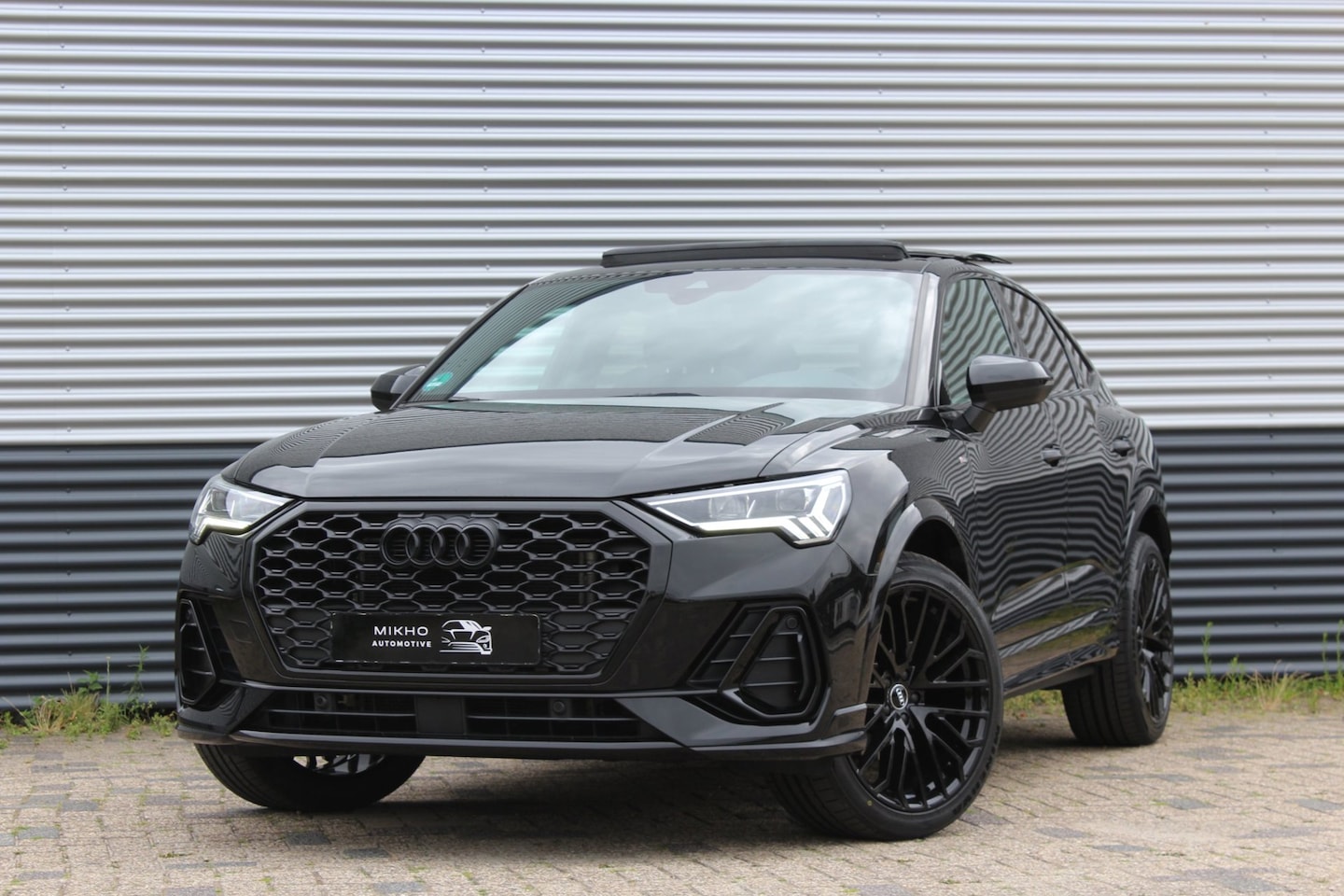 Audi Q3 Sportback - 35 TFSI 3x S-line| Panoramadak | SONOS | Sfeerverlichting | LED | Apple carplay | Trekhaak - AutoWereld.nl