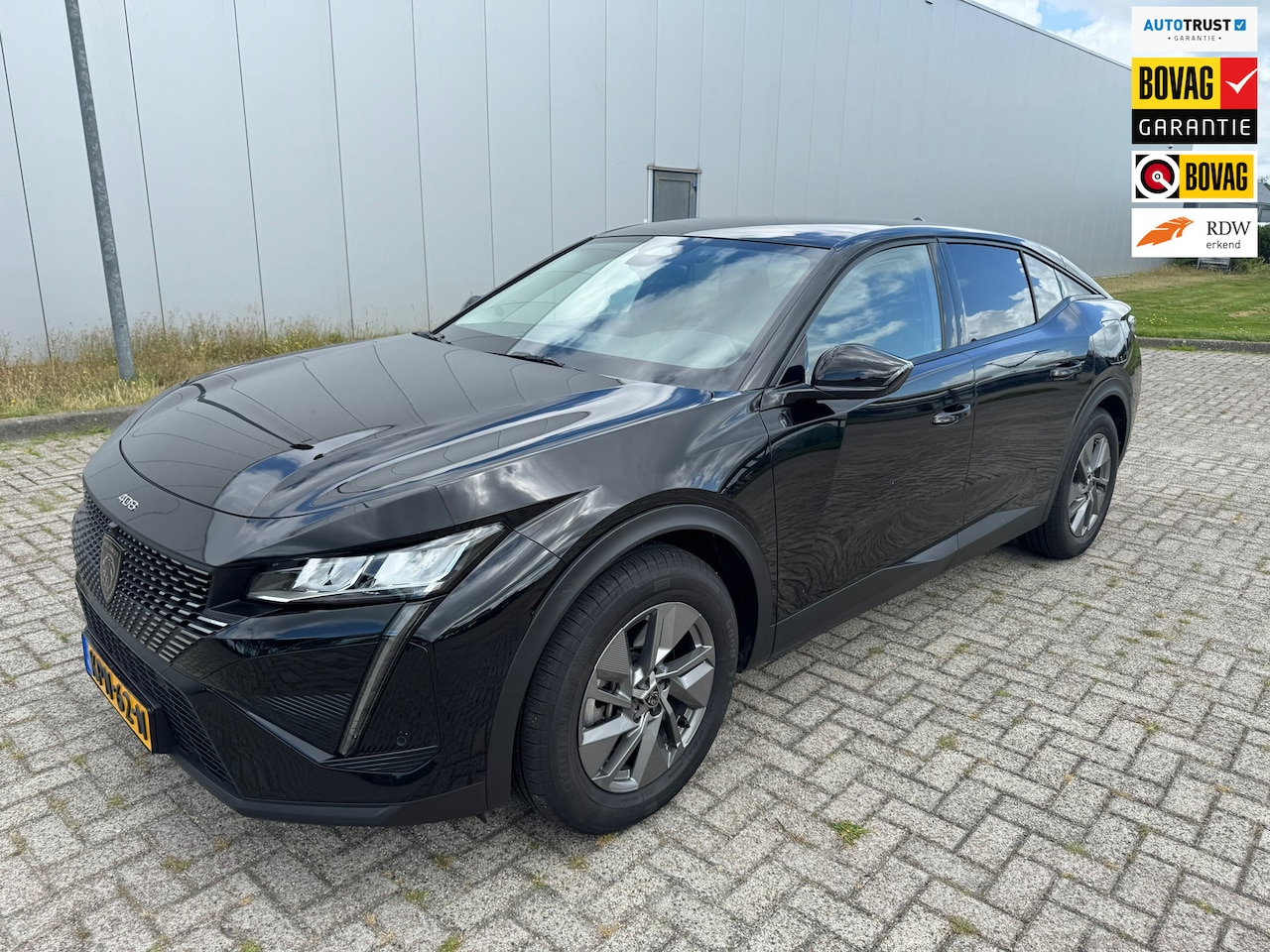 Peugeot 408 - 1.6 HYbrid Allure 180 EAT8 1.6 HYbrid Allure 180 EAT8, Automaat, - AutoWereld.nl