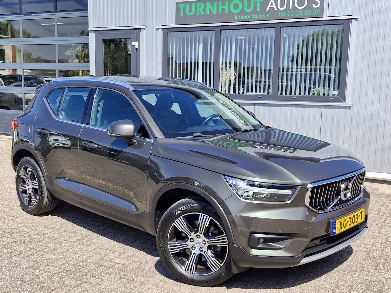 Volvo XC40 - T4 Inscription leder | pano | electr stoelen | adaptive | stoel/stuur verw. ETC! - AutoWereld.nl