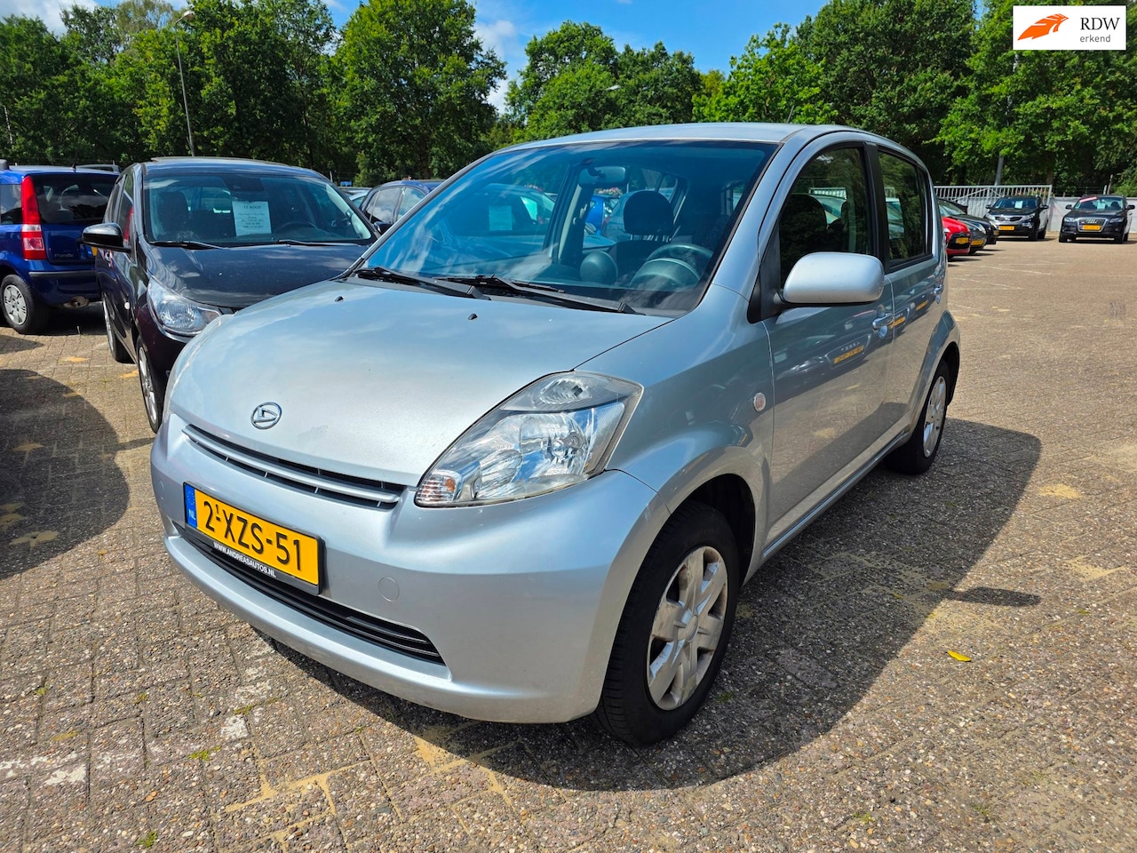 Daihatsu Sirion 2 - 1.3-16V Comfort AUTOMAAT - AutoWereld.nl