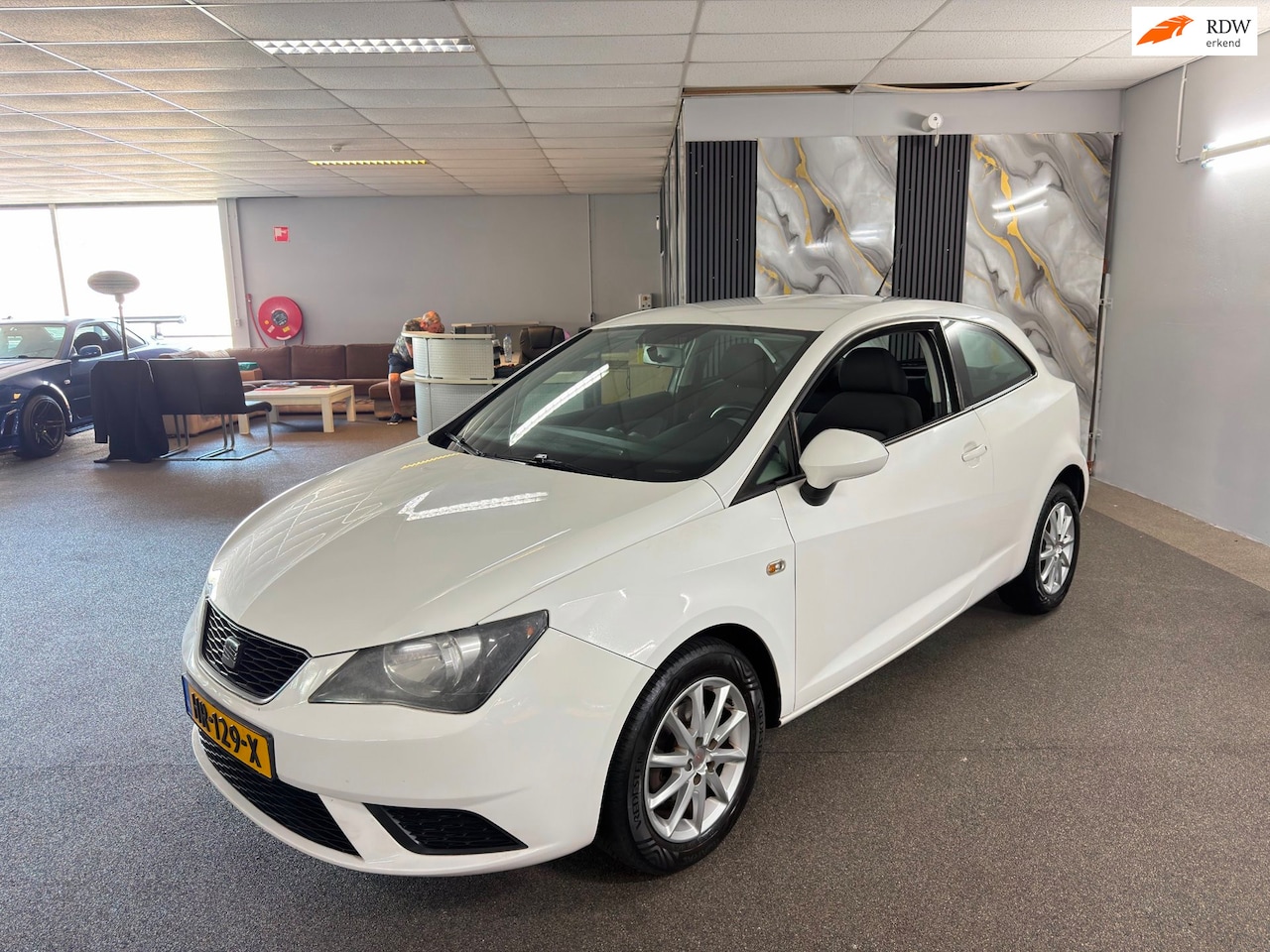 SEAT Ibiza - 1.2 Style Apk Nieuw,Airco,E-Ramen,Lm velgen,Bluetooth,N.A.P,2 sleutels+boekjes!! - AutoWereld.nl