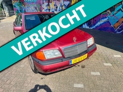 Mercedes-Benz C-klasse - 180 Esprit 1e eigenaar roest vrij unieke Rijd als nieuw onderhoud historie aanwezig zijn s