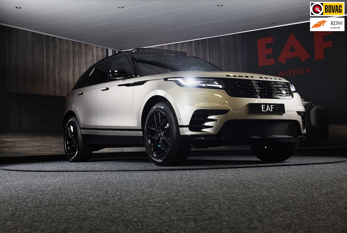 Land Rover Range Rover Velar - 3.0 P400 AWD Dynamic SE MHEV / Batumi Gold / Acc / Lane Assist / Dode Hoek / 360 Camera / - AutoWereld.nl