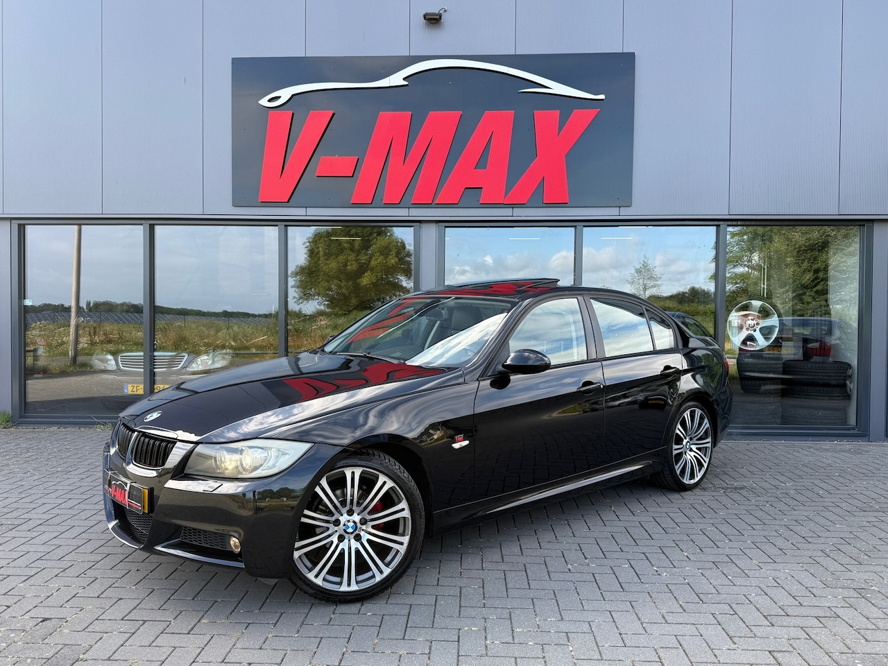 BMW 3-serie - 318i AUT M-Tech Leder Navi Xenon Schuifdak Pdc - AutoWereld.nl