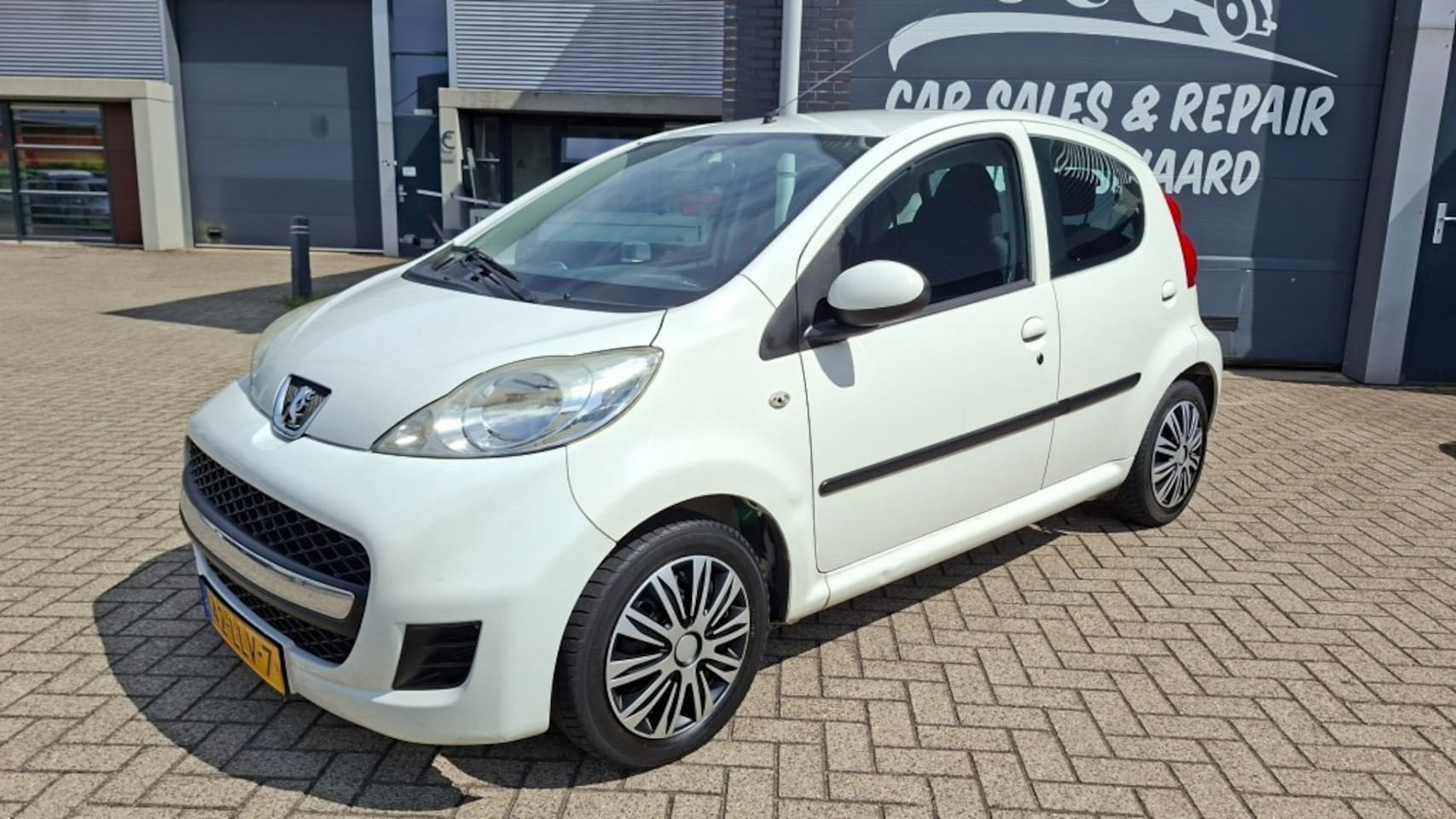 Peugeot 107 - 1.0i 12V 5-deurs / Airco / Nieuwe APK - AutoWereld.nl