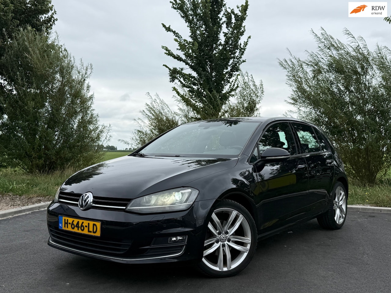Volkswagen Golf - 1.4 TSI R-LINE I DSG I KEYLESS - AutoWereld.nl