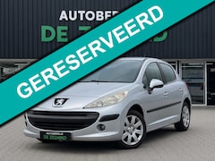 Peugeot 207 - 1.4-16V Color-line