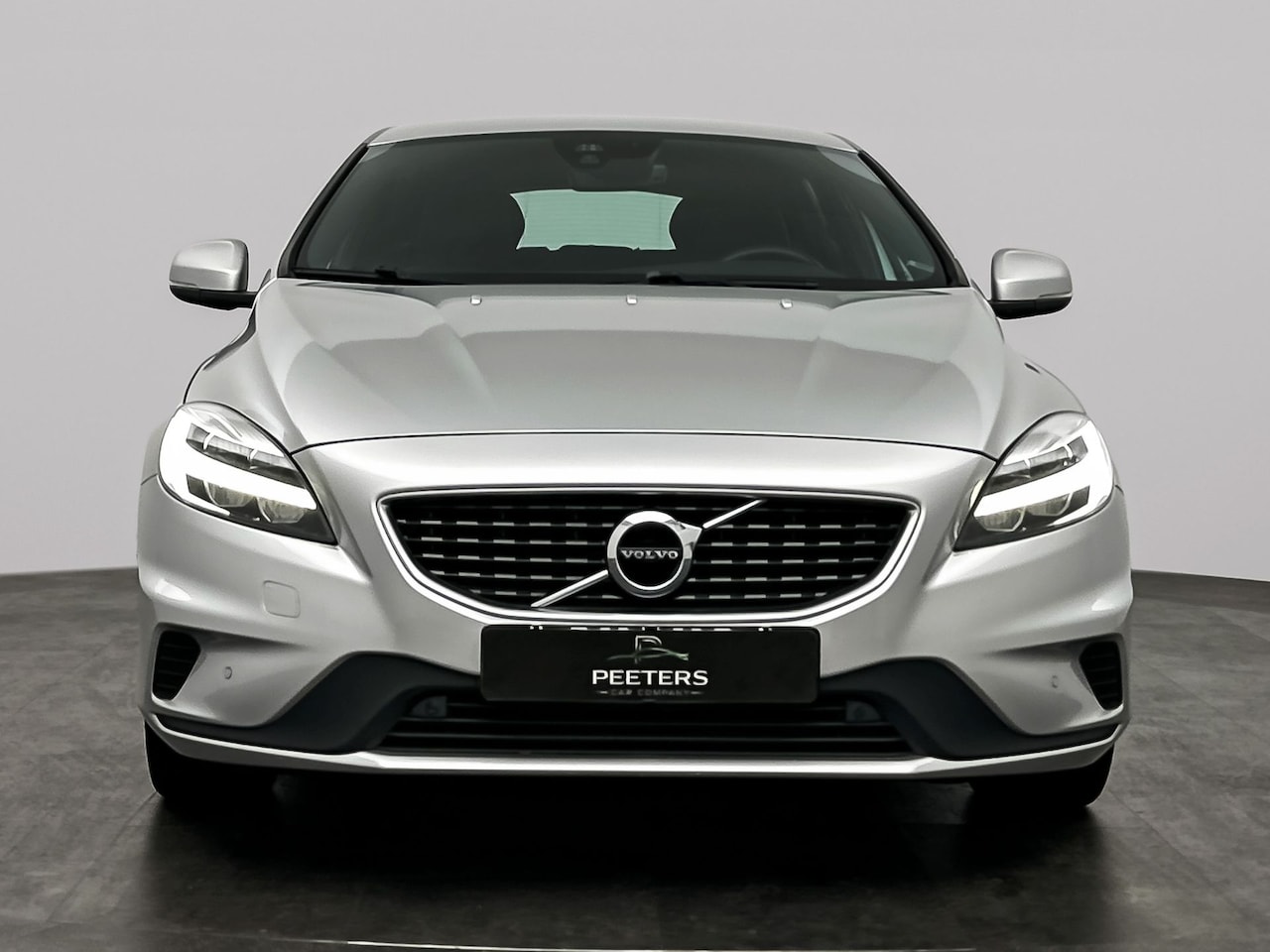 Volvo V40 - 1.5 T2 R-Design 1.5 T2 R-Design - AutoWereld.nl