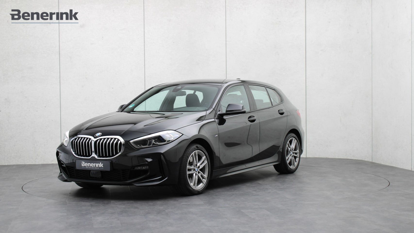 BMW 1-serie - 120i Executive M-Sport | Live Cockpit Professional | Stoelverwarming | Apple Carplay - AutoWereld.nl