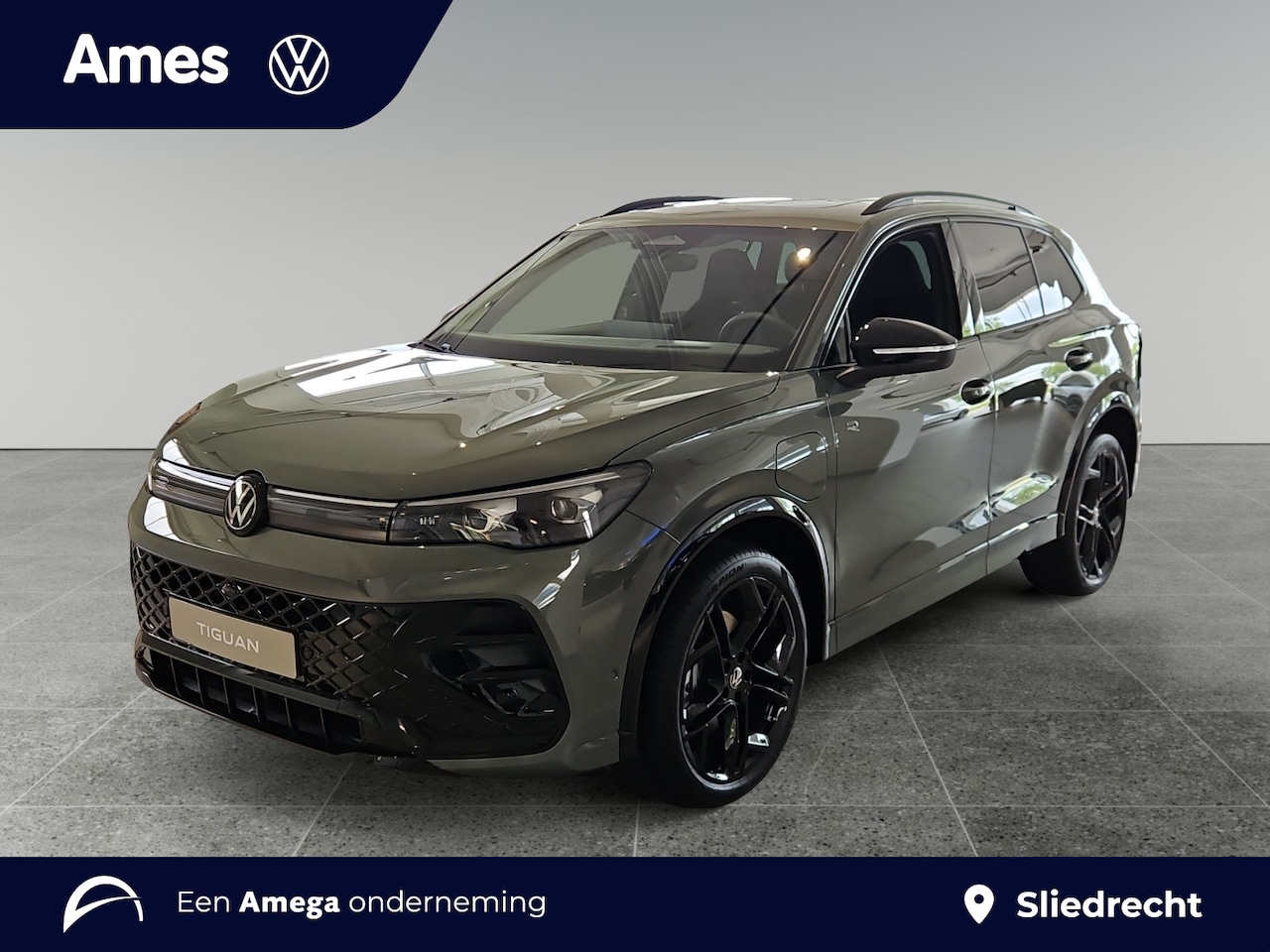 Volkswagen Tiguan - 1.5 eHybrid 204pk DSG R-Line Edition | Panoramadak | Trekhaak | Matrix-LED - AutoWereld.nl