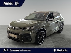 Volkswagen Tiguan - 1.5 eHybrid 204pk DSG R-Line Edition | Panoramadak | Trekhaak | IQ Matrix-LED