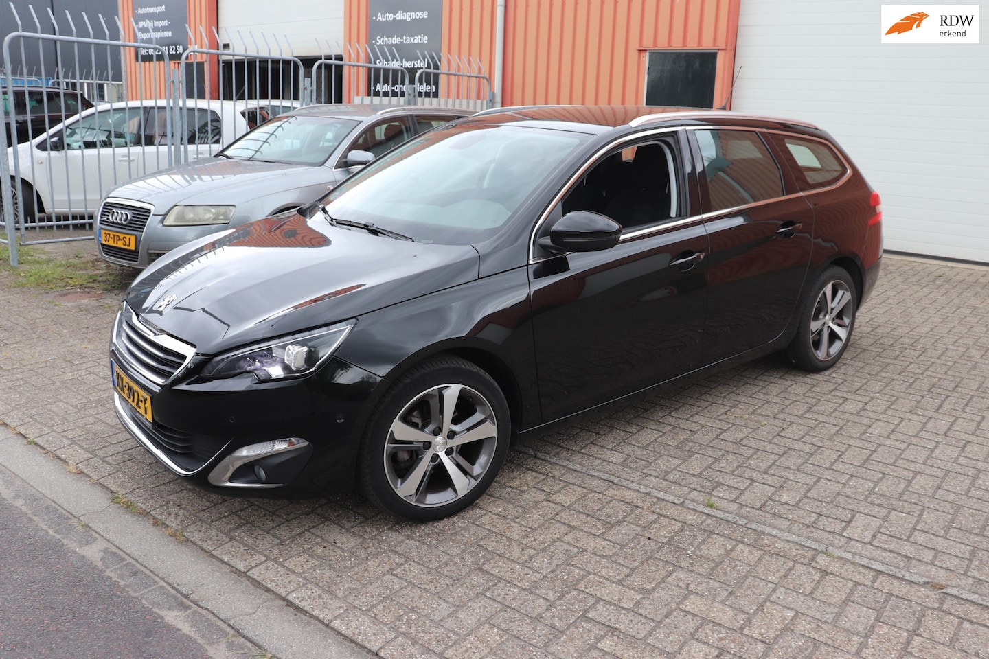 Peugeot 308 SW - 1.2 PureTech Blue Lease GT-line 1.2 PureTech Blue Lease GT-line - AutoWereld.nl