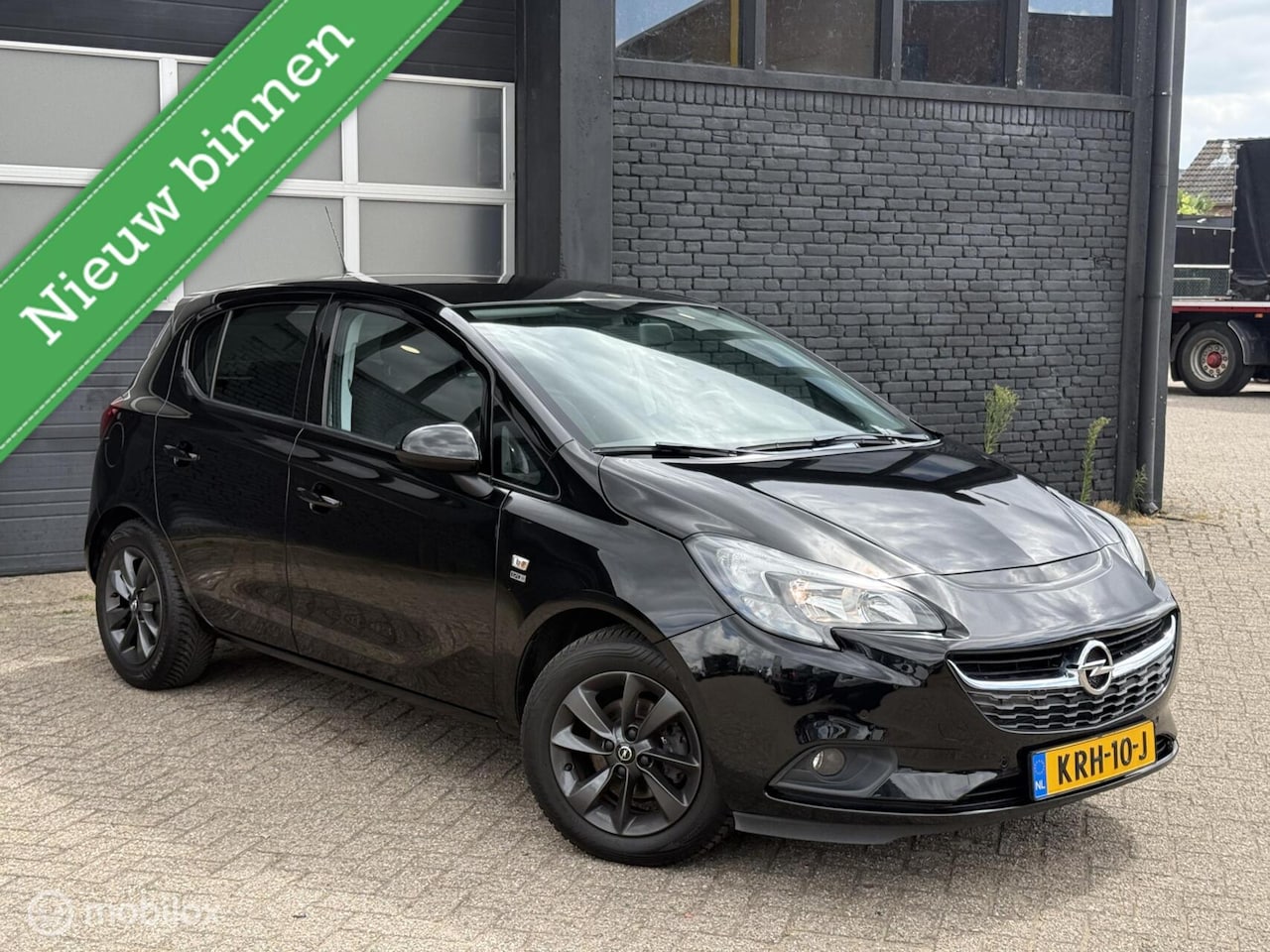 Opel Corsa - 1.4 120 Jaar Edition 1.4 120 Jaar Edition - AutoWereld.nl