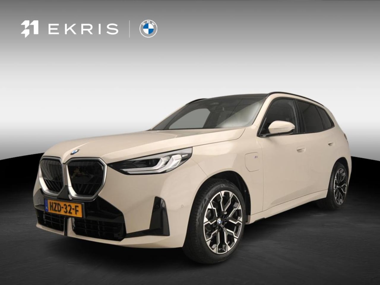 BMW X3 - 30e xDrive | M-Sportpakket | LED | Leder | Navigatie | Schuifdak | Sportstoelen | Stoelver - AutoWereld.nl