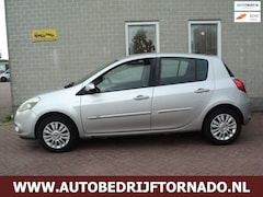 Renault Clio - 1.2 TCe 5 drs airco bj2011
