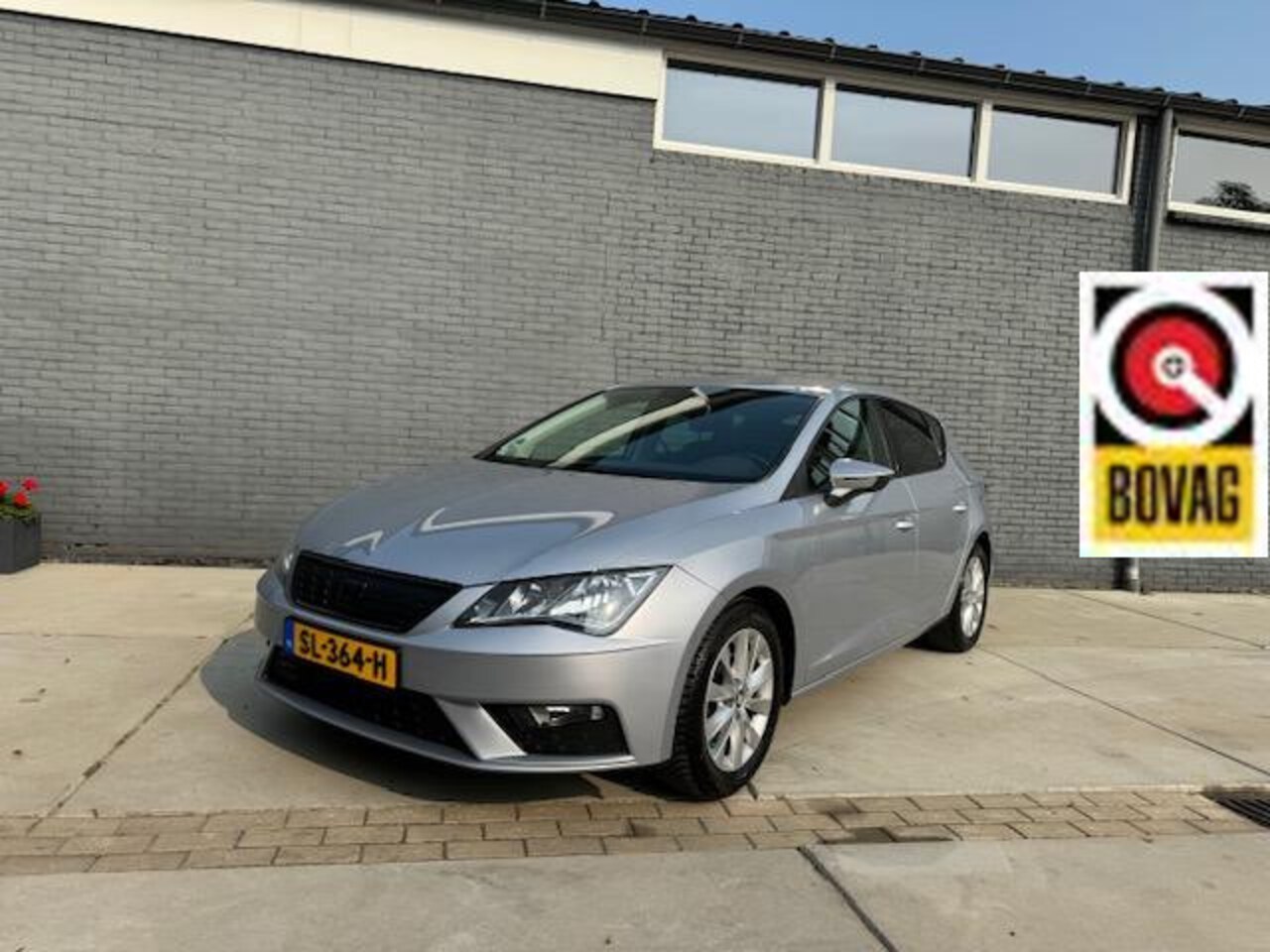 SEAT Leon - 1.0 Style AUTOMAAT A/C | CRUISE | NAVI | BOVAG! - AutoWereld.nl