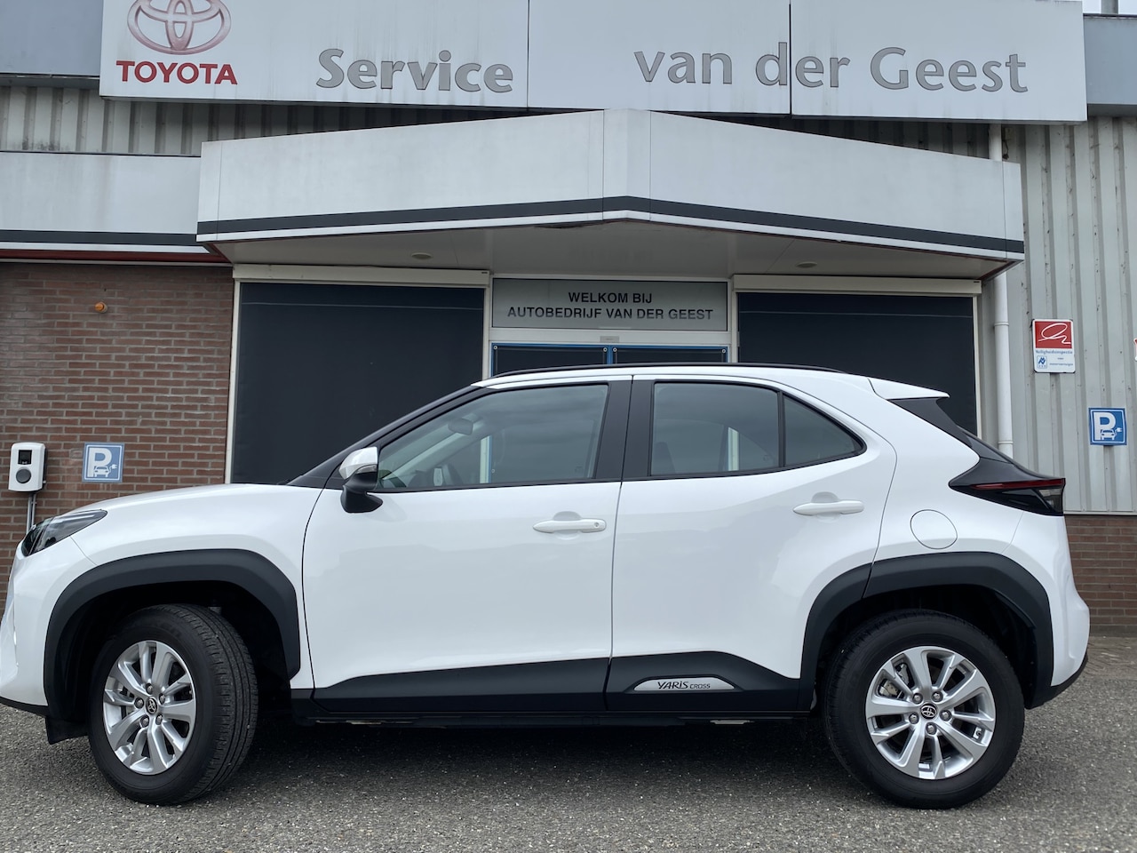 Toyota Yaris Cross - 1.5 Hybrid 115 Active Winter Pack - AutoWereld.nl