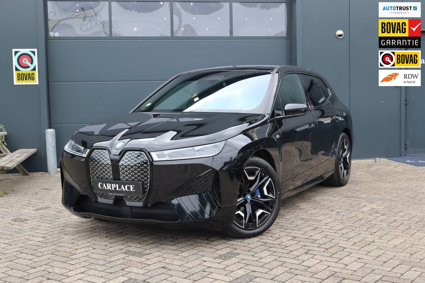 BMW iX - M60 High Executive 112 kWh-SOH 100%-B&W soundsysteem - AutoWereld.nl
