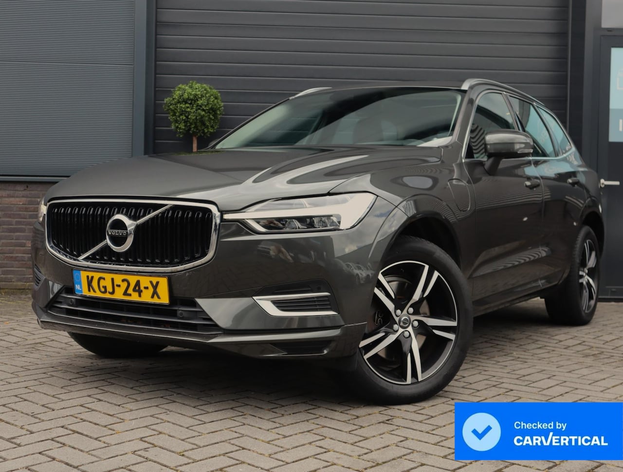 Volvo XC60 - 2.0 Recharge T8 AWD Inscription | Pano | Leer | ACC - AutoWereld.nl