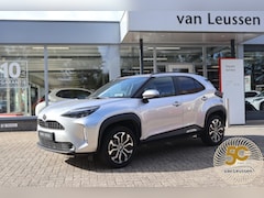 Toyota Yaris Cross - 1.5 HYBRID 115 DYNAMIC KEYLESS STOEL-STUUR & RUITENWISSER VERW. AD-CRUISE APPLE/ANDROID