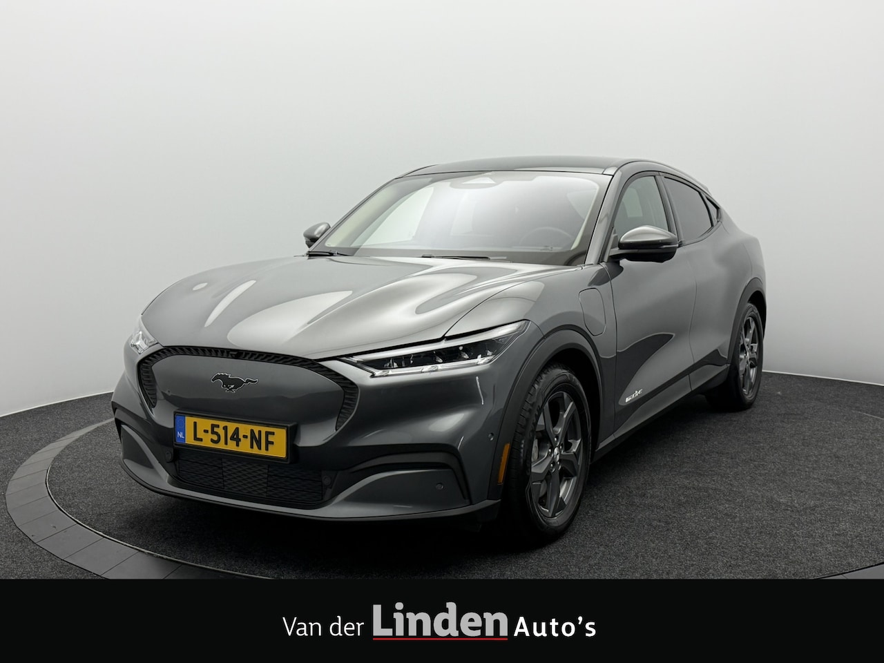 Ford Mustang Mach-E - RWD 75 kWh SOH 92,2% | Panoramadak | 360° Camera | Bang & Olufsen | Leer | Technology Pack - AutoWereld.nl