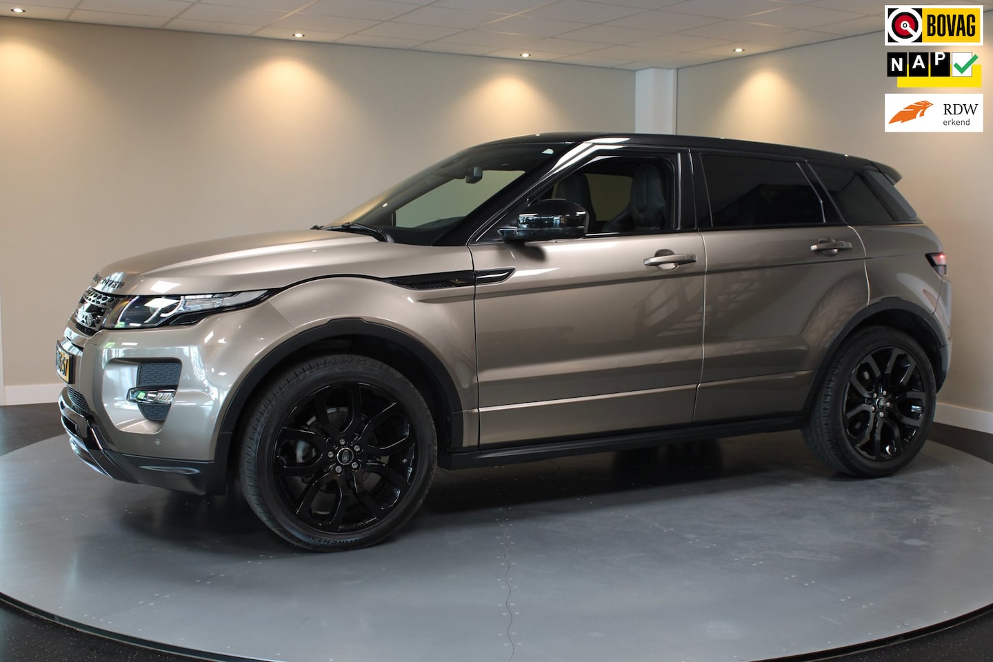 Land Rover Range Rover Evoque - 2.0 Si 4WD Autobiography *2de Eigenaar* Kuipstoelen|Memory|Pano|Stoelver.V+A|Elektr.Achter - AutoWereld.nl