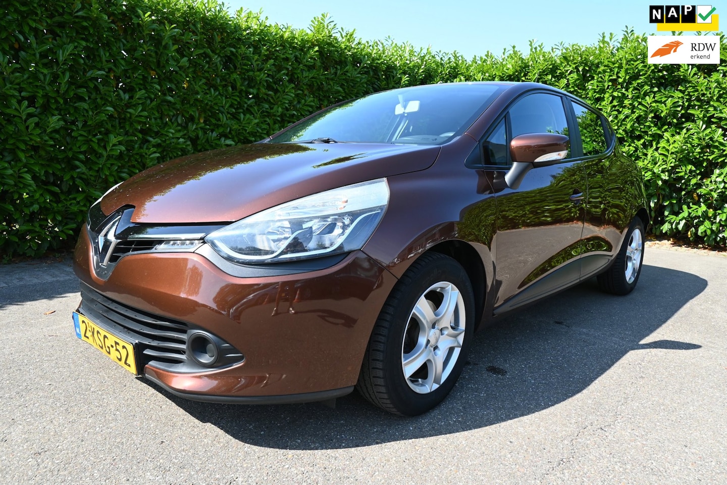 Renault Clio - 0.9 TCe Expression. Origineel Nederlandse auto met NAP. - AutoWereld.nl