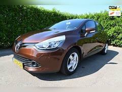 Renault Clio - 0.9 TCe Expression. Origineel Nederlandse auto met NAP