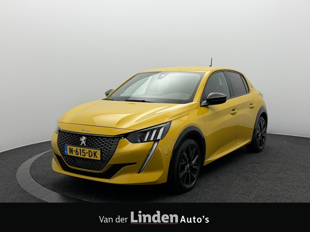 Peugeot 208 - 1.2 PureTech GT Pack | 3D i-Cockpit | Camera | Carplay&Android | Stoelverwarming | Sfeerve - AutoWereld.nl