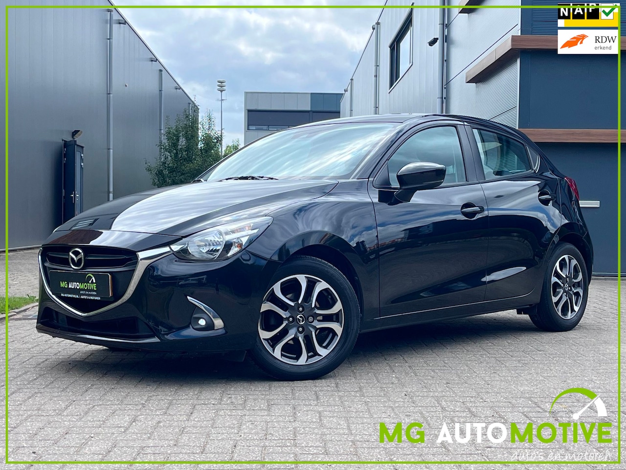 Mazda 2 - 1.5 Skyactiv-G Dynamic+ | Navi | Apple Android | Airco | NL AUTO | NAP - AutoWereld.nl