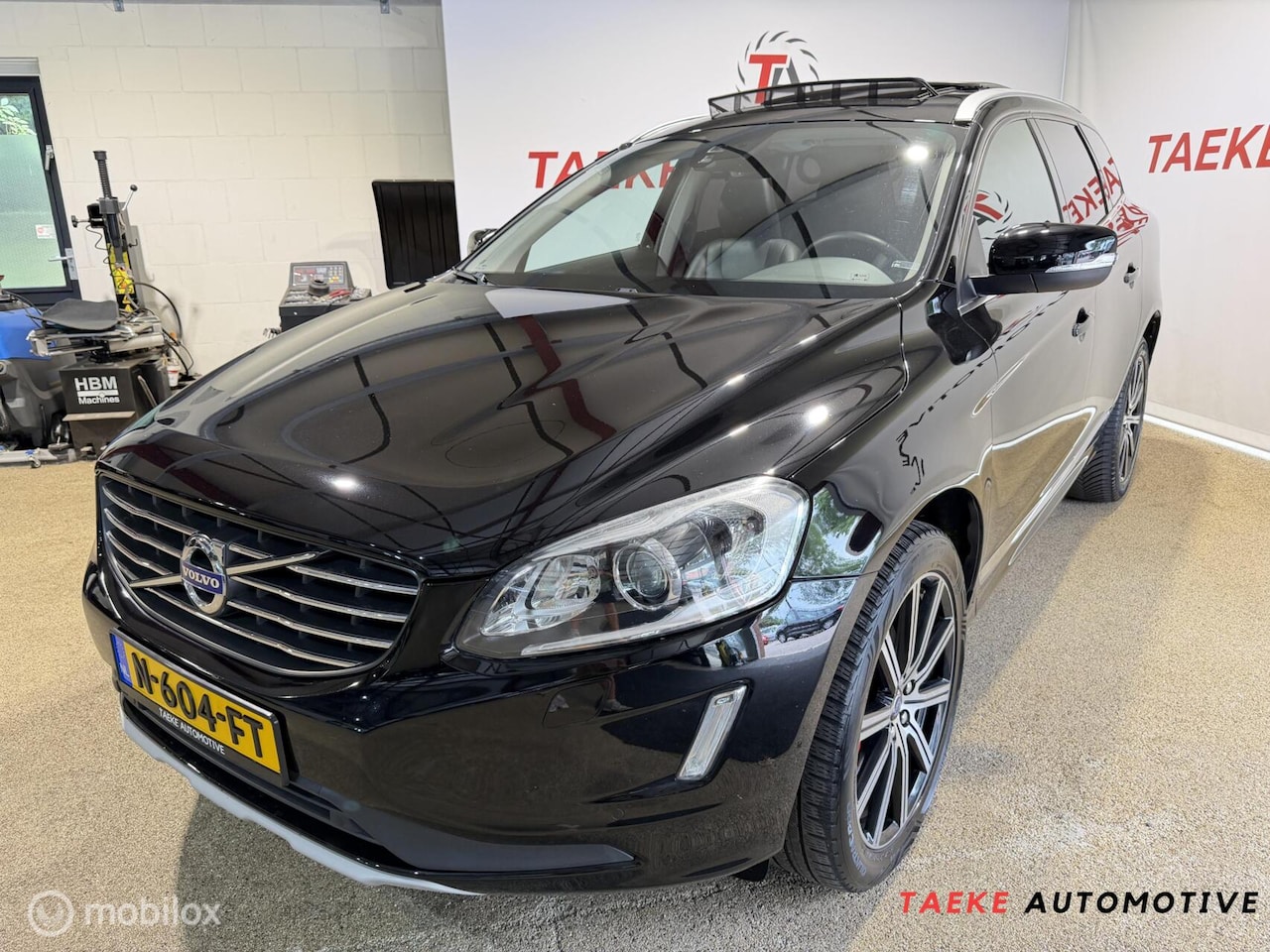 Volvo XC60 - 2.0 T5 FWD Ocean Race AUT/CLIMA/CRUISE/PANO - AutoWereld.nl