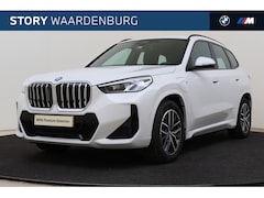 BMW X1 - xDrive25e M Sport Automaat / Sportstoelen / Achteruitrijcamera / M Adaptief onderstel / St