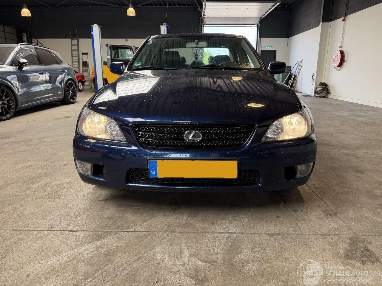Lexus IS - IS 200 Automaat