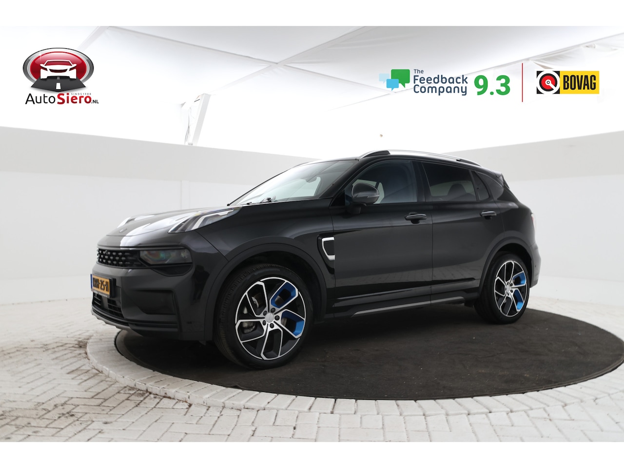Lynk & Co 01 - 1.5 zwarte hemel, Navigatie 360 graden camera, - AutoWereld.nl
