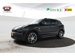 Lynk & Co 01 - 1.5 zwarte hemel, Navigatie 360 graden camera,