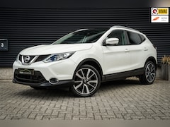 Nissan Qashqai - 1.2 Premier Edition | Panorama dak | Leder | Cruise control | Climate control | Stoelverw.