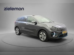 Kia e-Niro - E-Niro DynamicPlusLine 64 kWh 3 Fase - Carplay, Camera, Stoelverw. Trekhaak, Dakraam. SOH