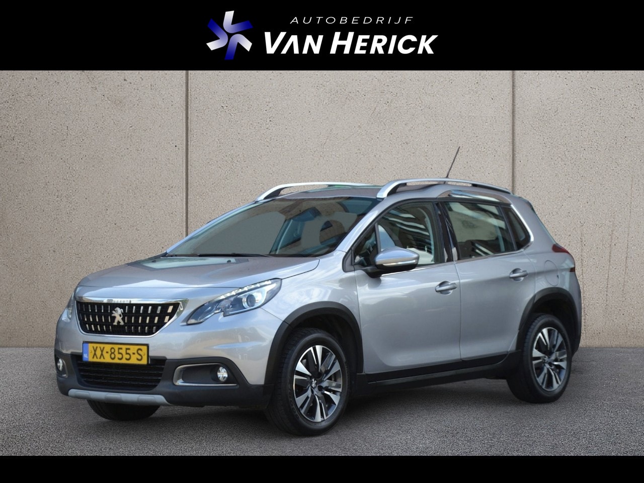 Peugeot 2008 - 1.2 PureTech Allure 110PK | Navigatie | Climate Control | Parkeersensoren - AutoWereld.nl