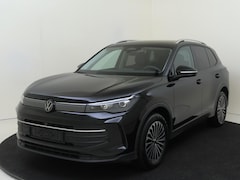 Volkswagen Tiguan - 1.5 eTSI Life | Trekhaak | 360 camera | Adaptieve cruise control | Stoel- en stuurwielverw