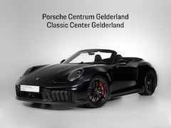Porsche 911 Cabrio - Carrera 4 GTS