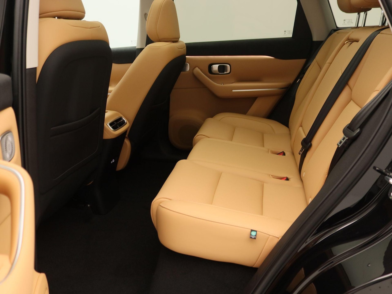 Leapmotor C10 - Design REEV 28.4 kWh | VOORRAAD VOORDEEL | 4 JAAR GARANTIE | VAN € 42.350,- VOOR € 39.850, - AutoWereld.nl
